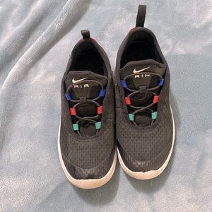 Nike Air Max Motion 2